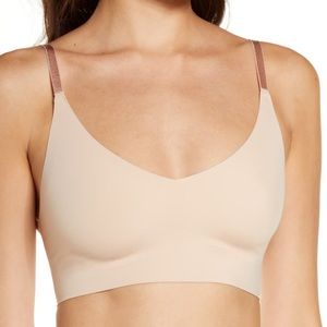True & Co The True Body Triangle Convertible Strap Bralette
